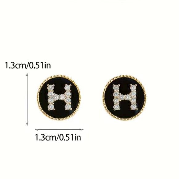 Nwtib.Classic rhinestone initial stud earrings - Picture 4 of 4